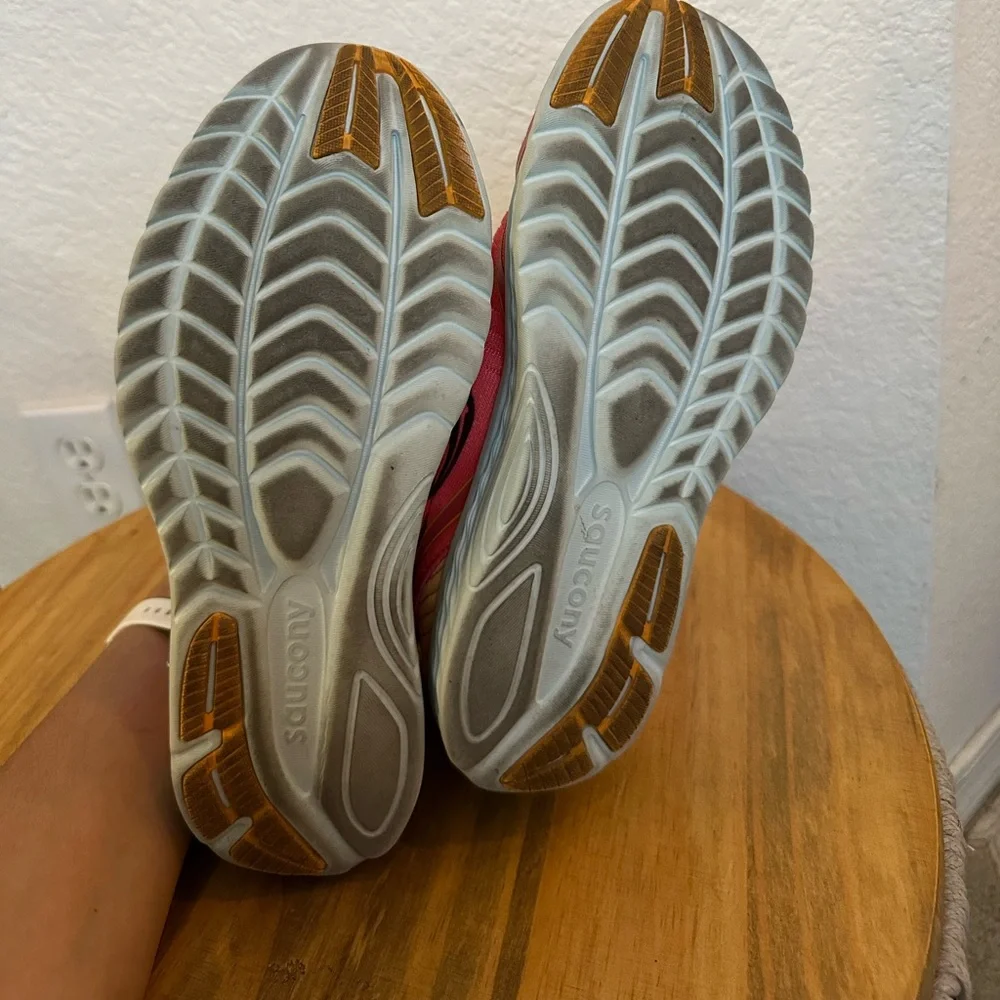 Saucony Kinvara 11 Size 8.5 Women’s - Picture 9 of 9